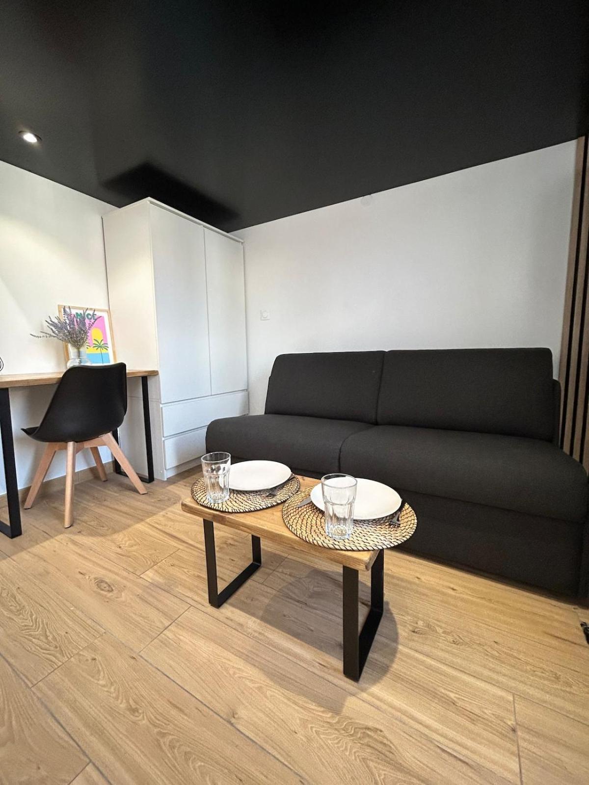Apartment En Plein Coeur De Nizza